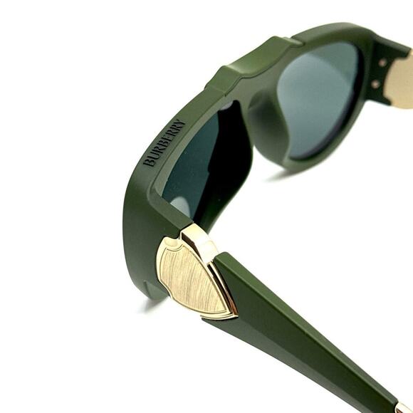 New, BURBERRY Sunglasses B4433-U 4138/71 Authentic - Picture 11 of 15